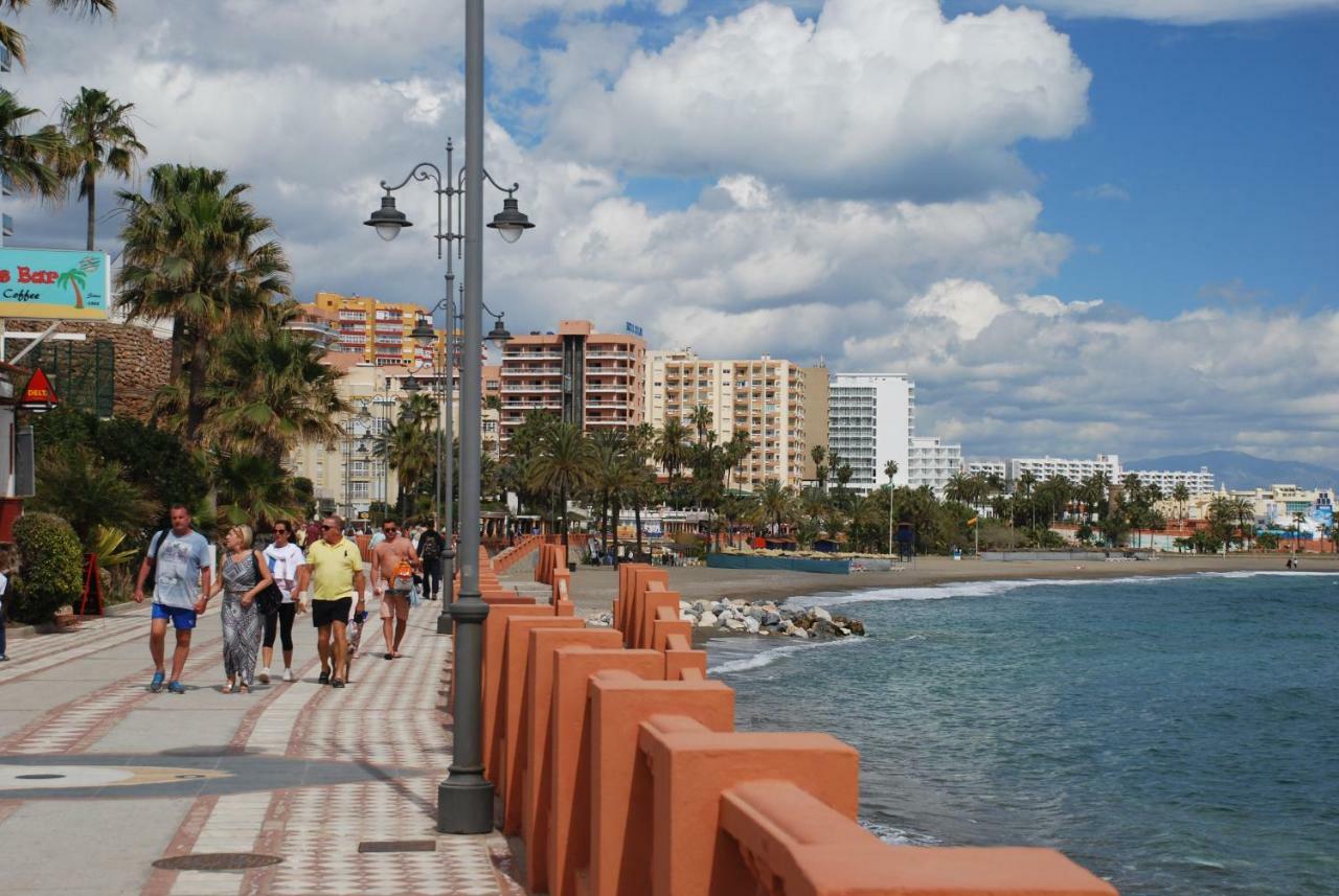 Cozy Apartment With First Line Seaview In Perfect Location, Near The Marina Benalmádena Exteriér fotografie